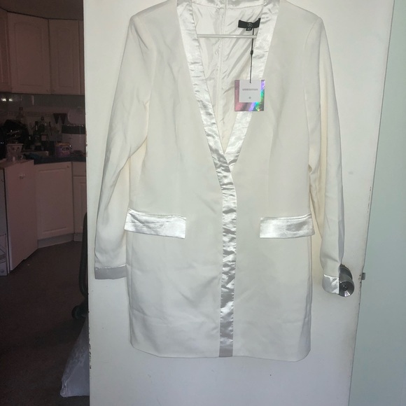 Missguided Dresses & Skirts - White blazer dress